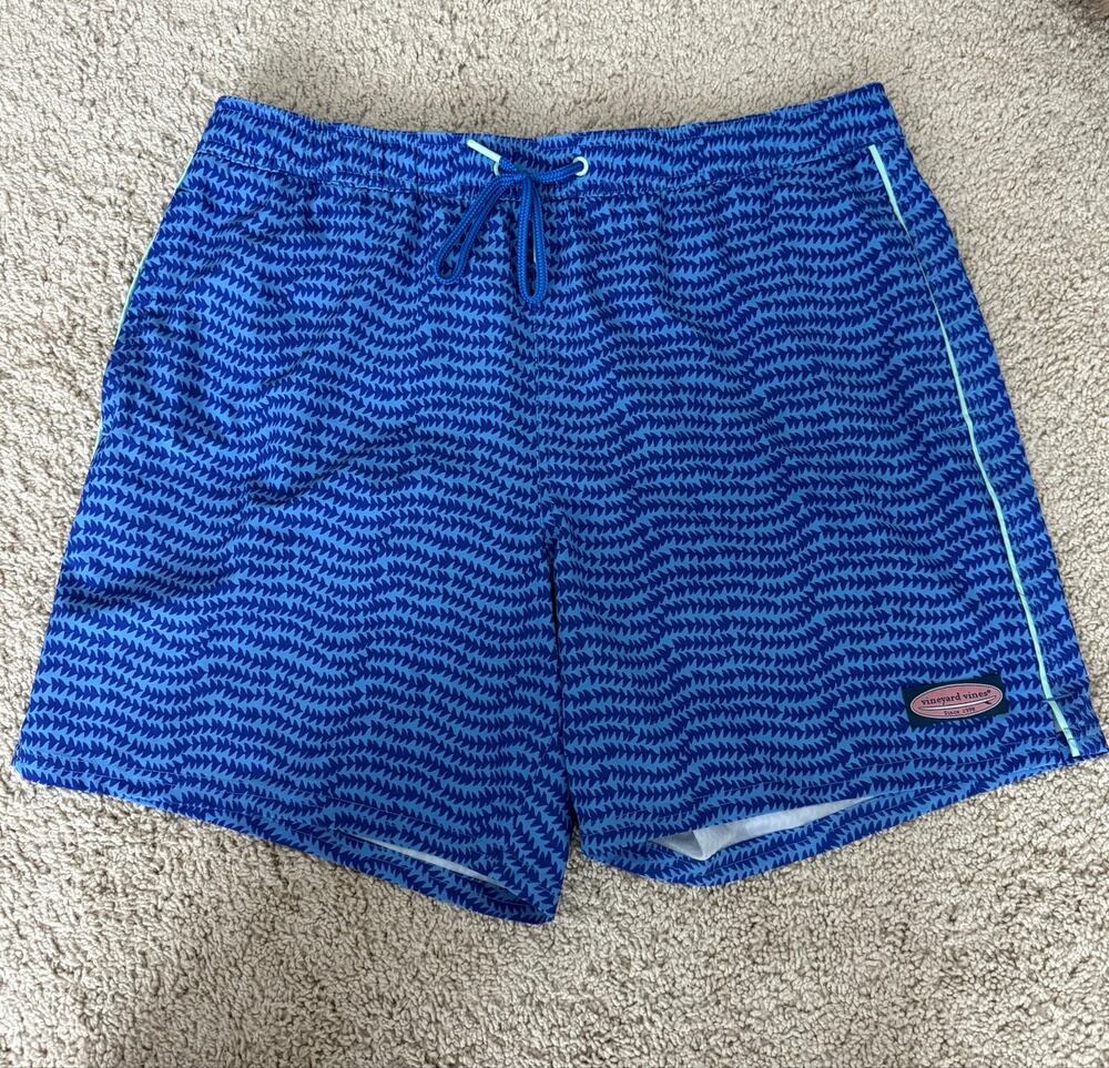 Vineyard Vines Chappy Swim Trunks Blue Geometric Wave Size Large